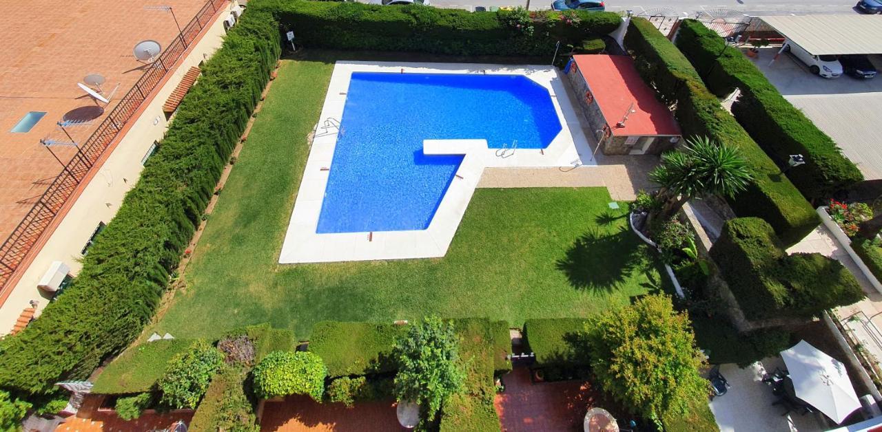 トレモリノスAcogedor En La Carihuela Con Plaza De Garaje Garantizada! Sol Montemarアパートメント エクステリア 写真